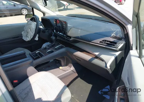 2021 Toyota Sienna Le из США, поврежденный, VIN 5TDKRKEC9MS056714